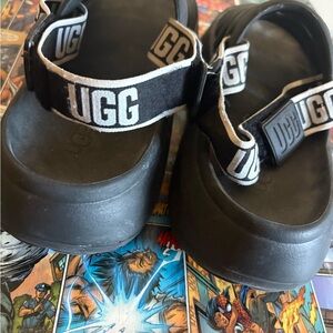 UGG Kids Black Strap Sandals